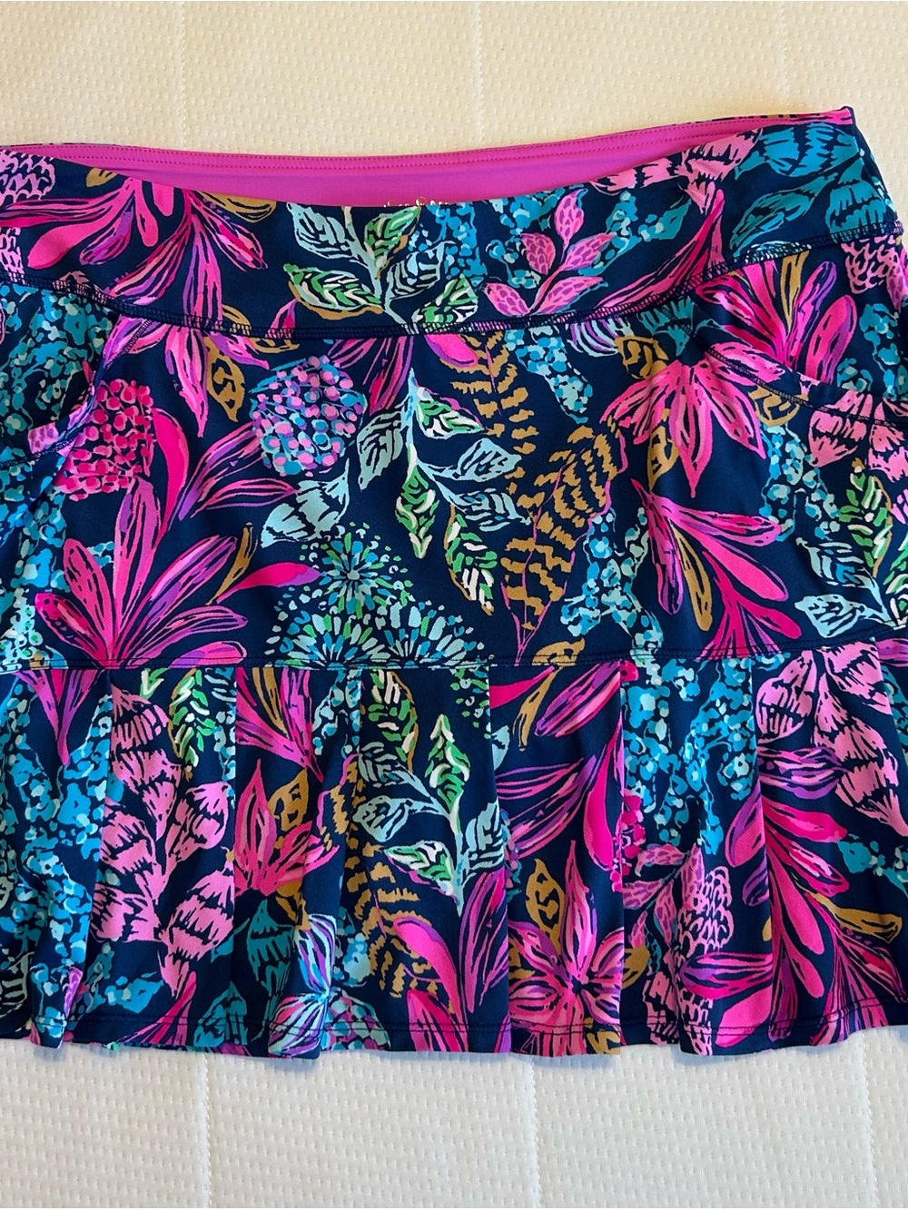Lilly Pulitzer Maryann Skort XL Aegean Navy Calypso Coast UPF 50+ Luxeletic EUC - Picture 2 of 8